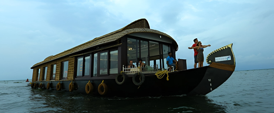 Family Mist & Waves Get away Kerala | Munnar | Thekkady | Alappuzha | Kochi |